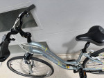16” Women’s Trek Verve 3 Hybrid Bike