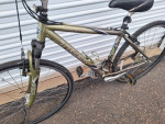 Trek 7200 ladies. Bike