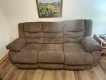 Full Size Sofa/Recliner