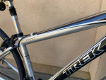 Trek hybrid bike