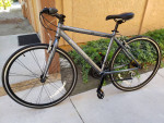 SCHWINN ROAD BIKE  24 SPEEDS TIRE 700C LIKE NEW