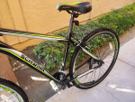 SCHWINN HYBRID BIKE 21 SPEEDS LIKE NEW
