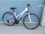 SCHWINN HYBRID TIRE 700C
