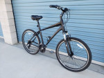 GIANT HYBRID BIKE SIZE L