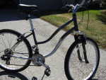 SCHWINN COMFORT CRUISER BIKE