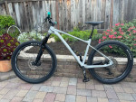 Large Giant Fathom - Great Great Conditon - Ready to Ride!