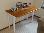 Sofa Table with Drop Leaf in Excellent Condition