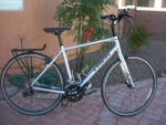 2017 Trek FX 4 Sport - - very nice condition