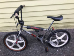 20"INCHES RARE VINTAGE HUFFY RACING BMX BIKE,STU THOMSEN EDITION