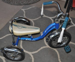 Schwinn Deluxe lil' Sting Ray Blue Tricycle Toddlers Kids