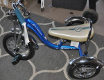 Schwinn Deluxe lil' Sting Ray Blue Tricycle Toddlers Kids