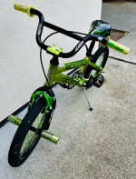 CHILDS BIKE 16”