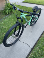 Specialized Rockhopper Hydraulic Disk 29r Size Small frame