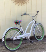 Two Women’s Electra 3sp. Beach cruiser bicycle !