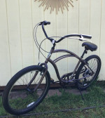 Like New Men’s Electra 7sp. Beach cruiser bicycle !