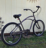 Like New Men’s Electra 7sp. Beach cruiser bicycle !