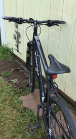 Men’s Trek 27sp. Hybrid City Bicycle !