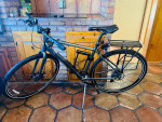 Like New Diamondback 700c Aluminum Disc Brakes 9 Speed Bike+$188 Xtras