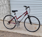 Diamondback Ventura Hybrid Bike 700c