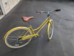 Fuji Cambridge Bicycle, Like New