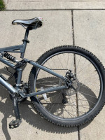 Diamondback XSL comp mountain bike Full suspension 26” wheels large