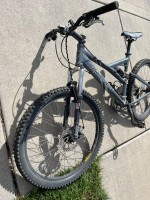 Diamondback XSL comp mountain bike Full suspension 26” wheels large