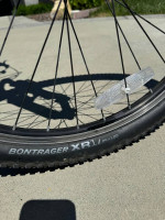 Girls Trek mountain 24 inch  21 speed