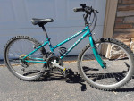 Mountain bike girls by diamondback
