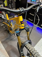 Santa Cruz Bronson CC full Carbon mountain bike XL mullet