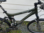 Giant Full Suspension Mountain Bike