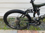 Giant Full Suspension Mountain Bike