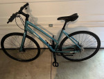 Medium Woman’s Breezer Discovery Hybrid Bike