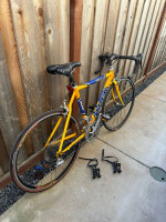 Trek Alpha Series 2200 road bike