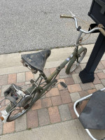 Vintage Raleigh Twenty city bike