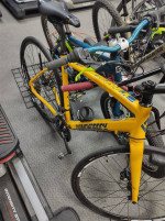 2019 diamondback century 2 road bike