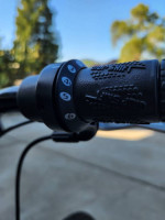 Trek MT220 Kids Mountain Bike 18 speed