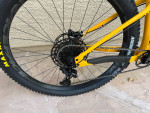 Virtually new Santa Cruz Chameleon R29
