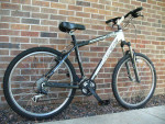 TREK 4-Series (4300) Hardtail Mountain Bike Excellent Condition