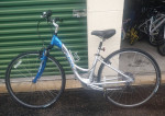 Women's Ladies Step Thru Aluminum Trek Hybrid/Comfort Bike Good Condition