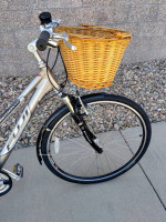 Hybrid bike for women's totally equipped