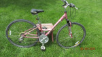 DIAMONDBACK MARAVISTA HYBRID BIKE 24 SPD w/seatpost shock absorber