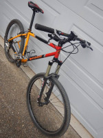 17" Bontrager Vintage Mountain Bike 27-Speed Deore XT EXCELLENT
