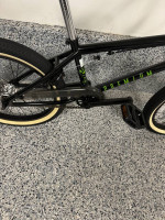 20" BMX.    BLACK