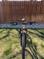 2021 SPECIALIZED ROCKHOPPER MTN BIKE 2x8 16 SPEED