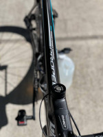 Giant Propel 58cm DI2 Full Carbon Road Bike