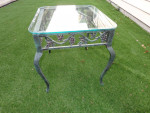 outdoor garden table  aluminum dark green glass top 25 x 22