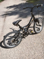 Like new youth Giant MTX 125