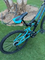 Huffy trail runner 26 bike plus 2 new tires.