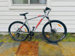 Trek Marlin 5 Mountain Bike