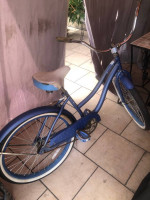 Beach cruiser for small person